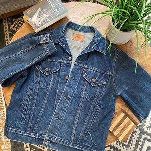 Levi’s Denim Jacket Size 42